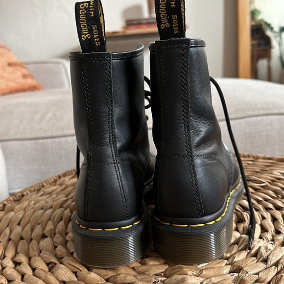 Dr. Marten 1460 Black Leather Boot - US Women’s 5 - Picture 3 of 5